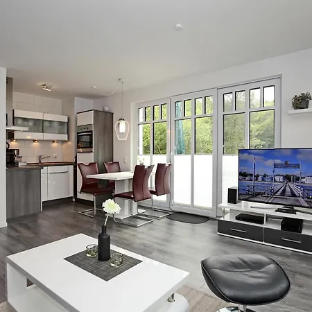 Linden-palais 23 * 海利根达姆